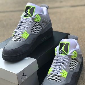 Air Jordan 4 Retro L